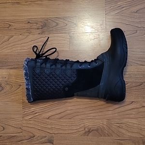 Women's The North Face winter boots